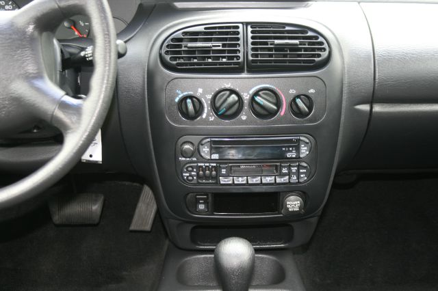 Dodge Neon 2001 photo 14