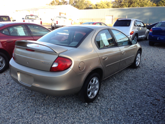 Dodge Neon 2002 photo 1