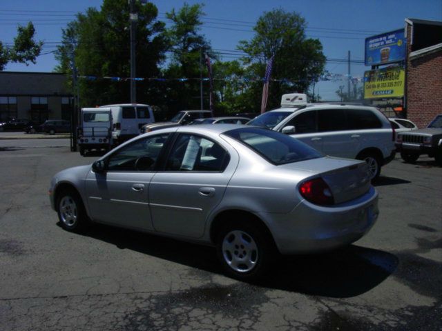 Dodge Neon 2002 photo 1