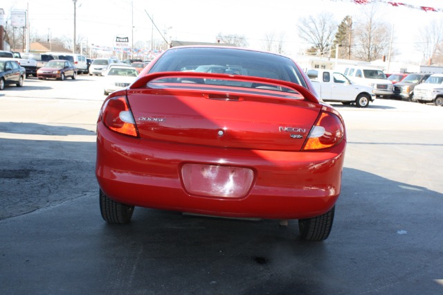 Dodge Neon 2002 photo 1