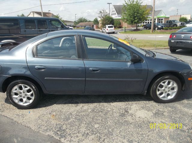 Dodge Neon 2002 photo 1