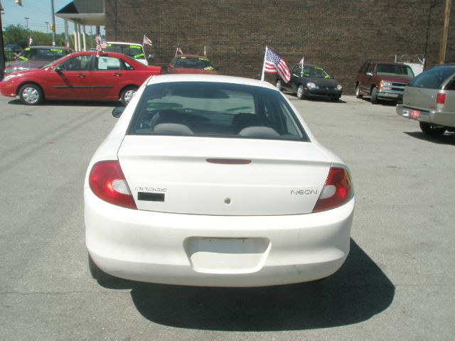 Dodge Neon 2002 photo 3