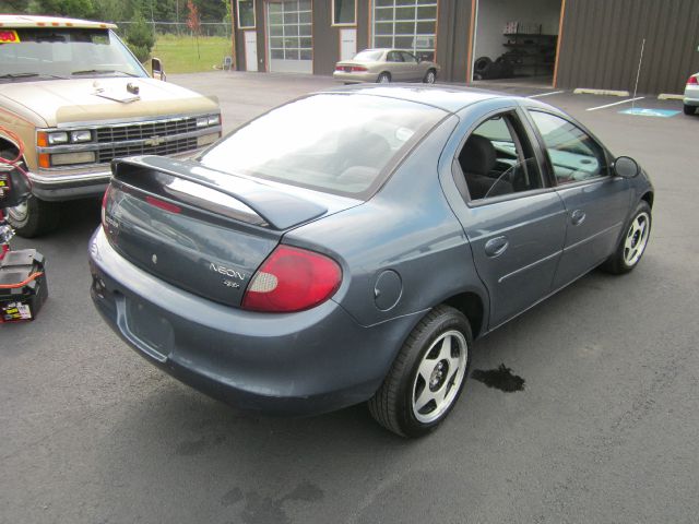 Dodge Neon 2002 photo 1