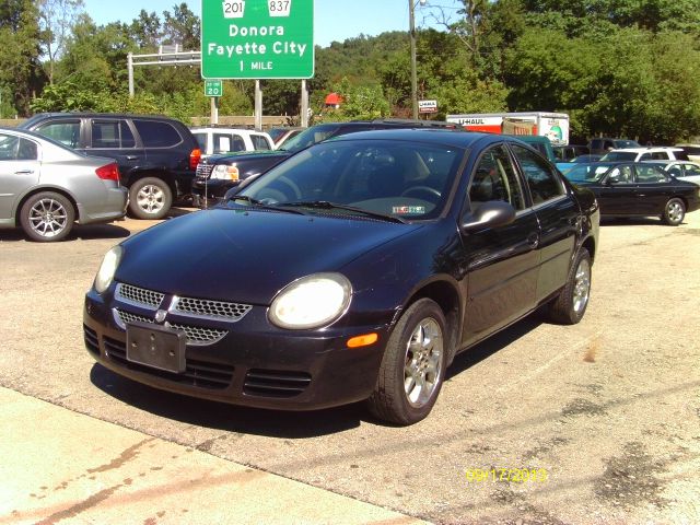 Dodge Neon 2003 photo 2