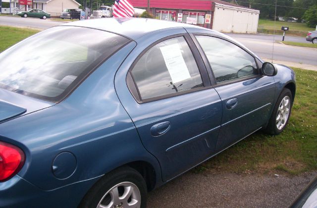 Dodge Neon 2003 photo 1