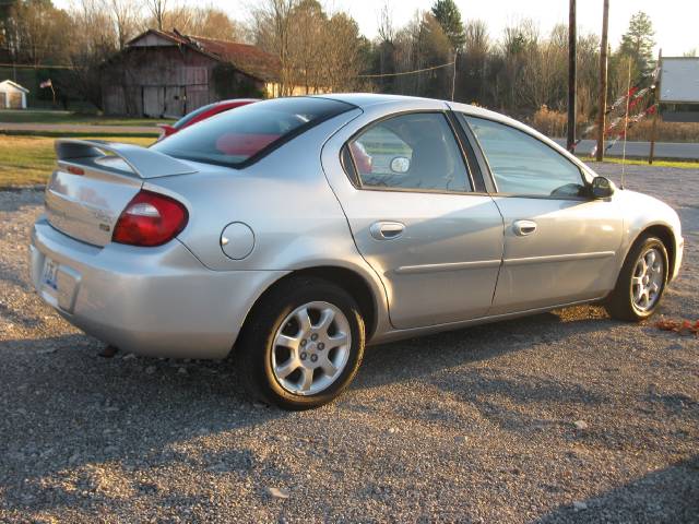 Dodge Neon 2003 photo 1