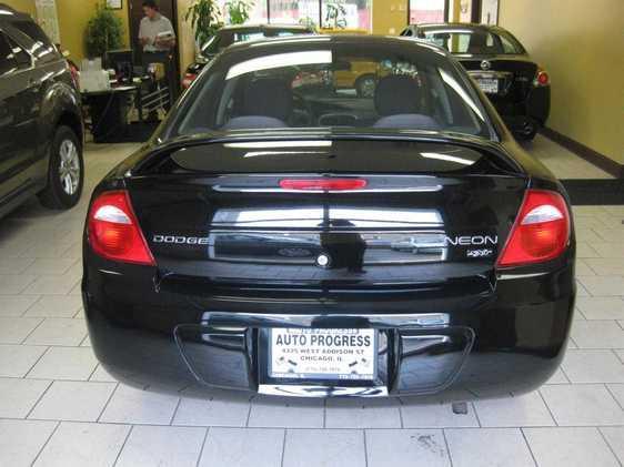 Dodge Neon 2003 photo 2