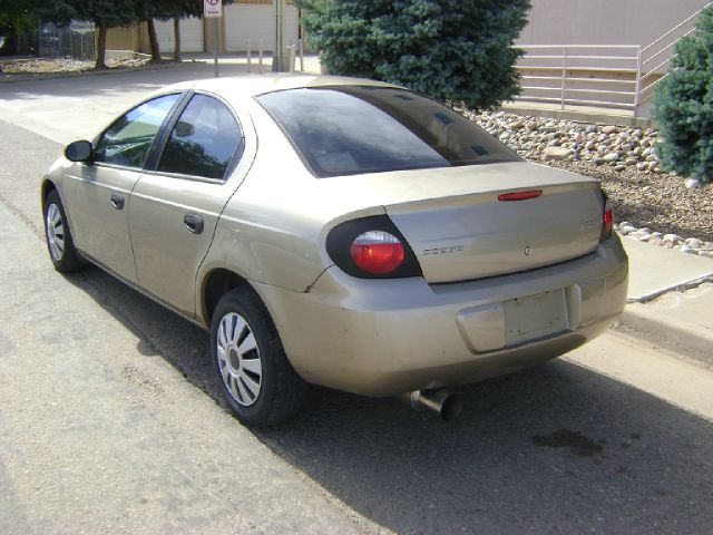 Dodge Neon 2003 photo 2