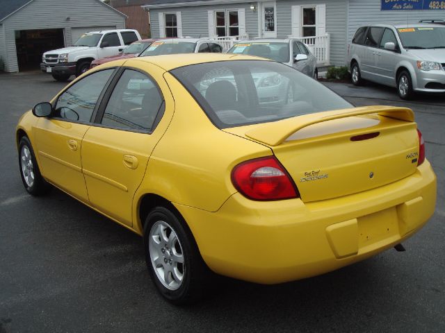 Dodge Neon 2003 photo 1