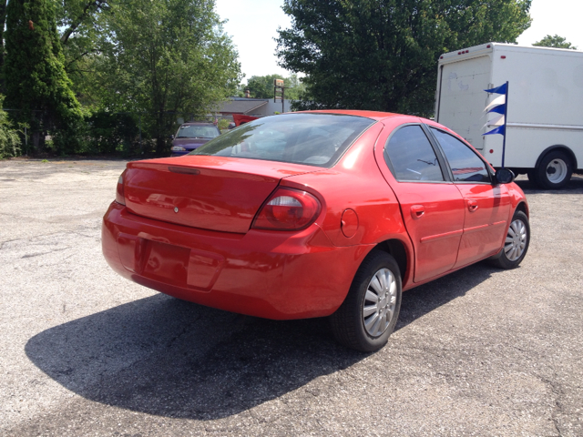 Dodge Neon 2003 photo 2