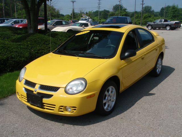 Dodge Neon 2003 photo 1