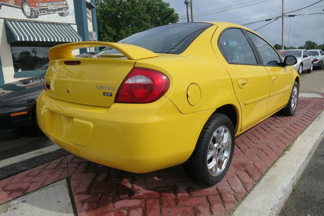 Dodge Neon 2003 photo 1