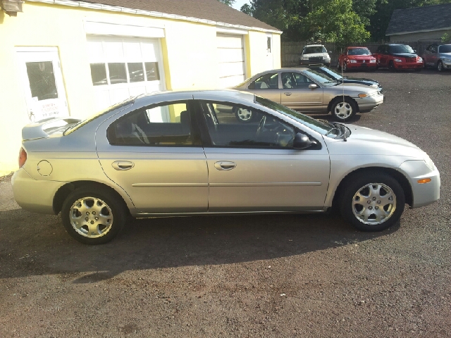 Dodge Neon 2003 photo 1