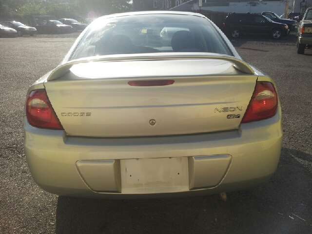 Dodge Neon 2003 photo 2