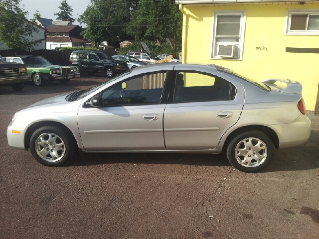 Dodge Neon 2003 photo 3