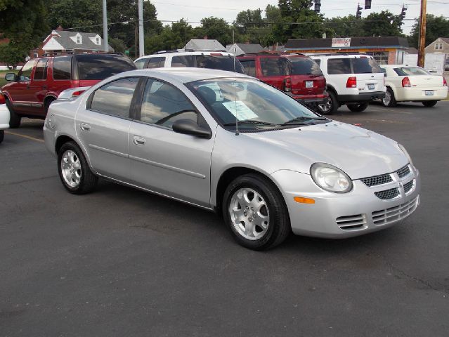 Dodge Neon 2003 photo 1