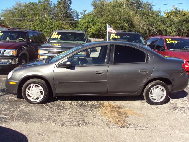 Dodge Neon 2003 photo 1