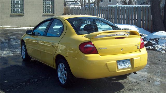 Dodge Neon 2003 photo 2