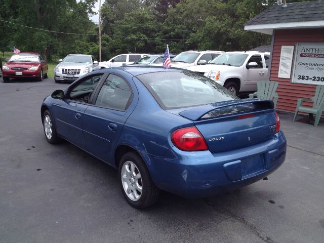 Dodge Neon 2003 photo 1