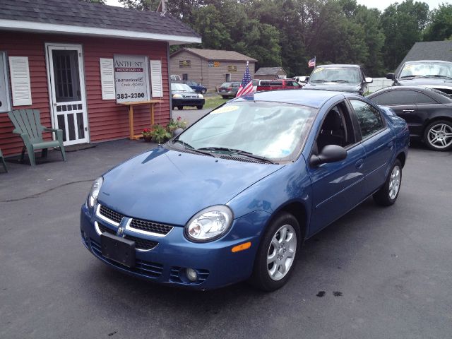 Dodge Neon 2003 photo 2