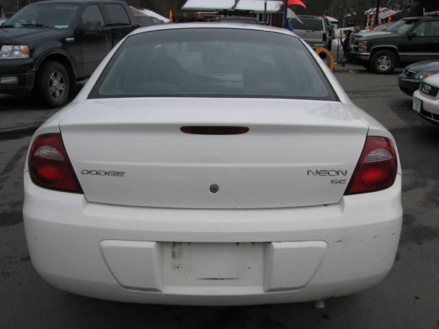 Dodge Neon 2003 photo 2