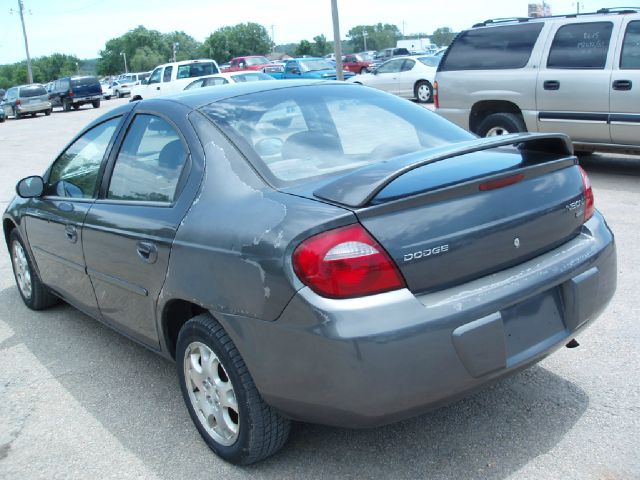 Dodge Neon 2004 photo 2