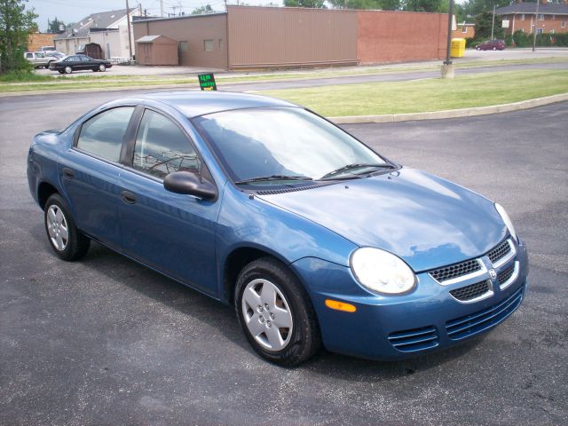 Dodge Neon 2004 photo 2