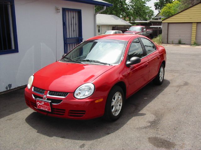 Dodge Neon 2004 photo 2