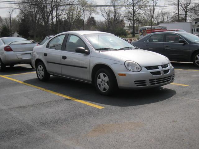 Dodge Neon 2004 photo 2