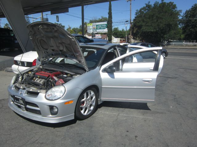 Dodge Neon 2004 photo 1