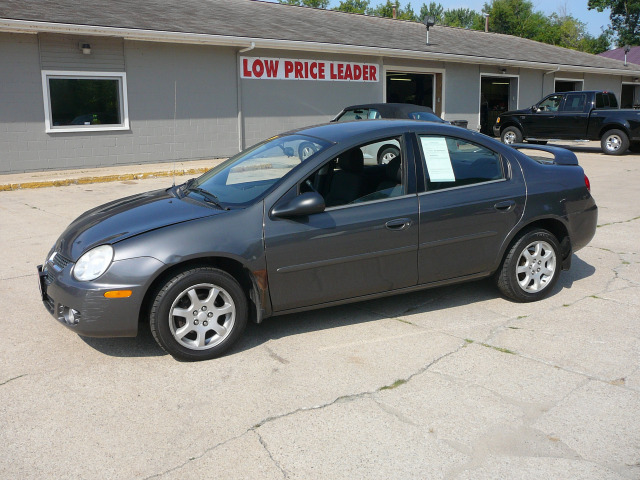 Dodge Neon 2004 photo 2