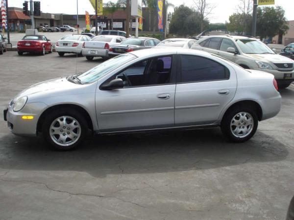 Dodge Neon 2004 photo 2