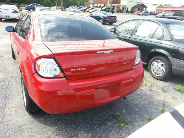 Dodge Neon 2004 photo 2