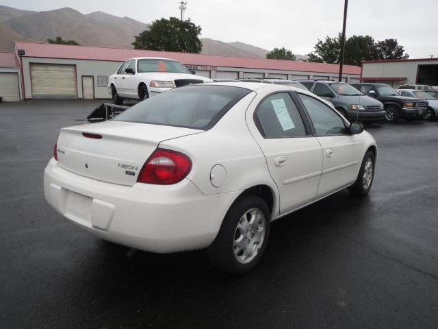 Dodge Neon 2004 photo 10