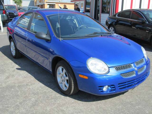 Dodge Neon Unknown Sedan