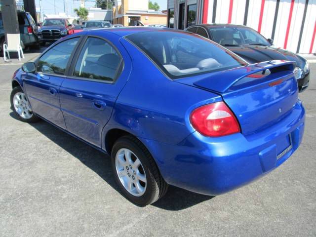 Dodge Neon 2004 photo 1