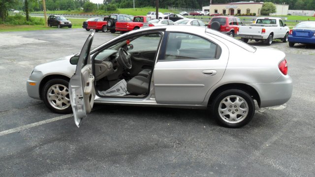 Dodge Neon 2004 photo 1