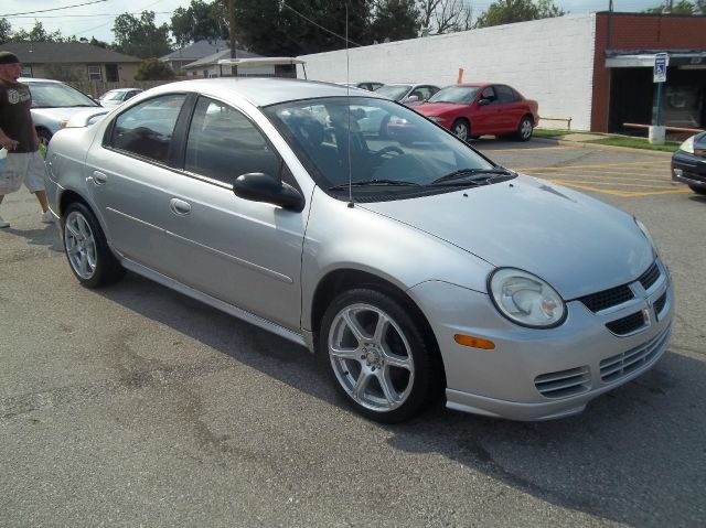 Dodge Neon 2004 photo 1