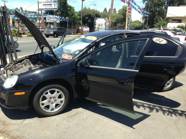 Dodge Neon 2004 photo 8