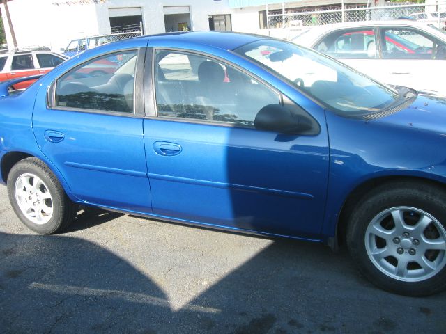 Dodge Neon 2004 photo 2