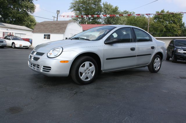 Dodge Neon 2004 photo 2