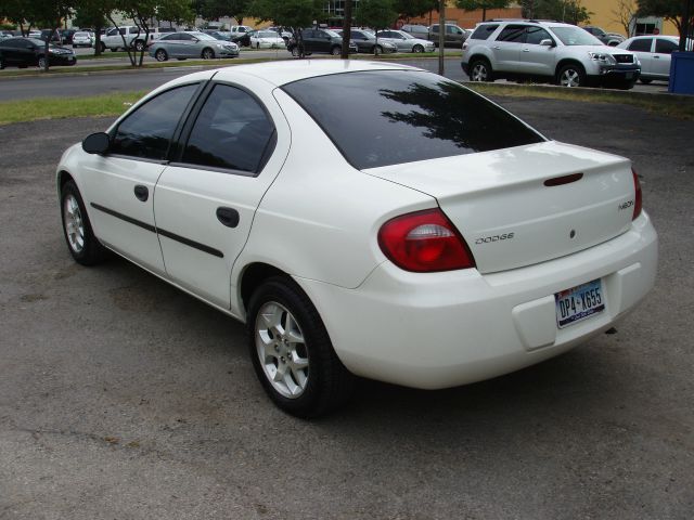 Dodge Neon 2004 photo 2