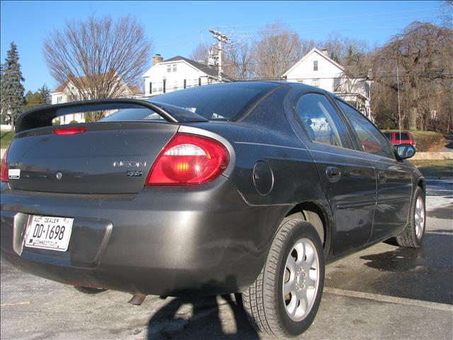 Dodge Neon 2004 photo 1