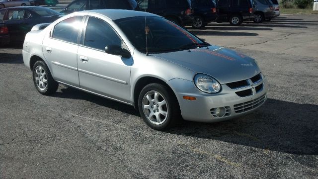 Dodge Neon 2005 photo 2