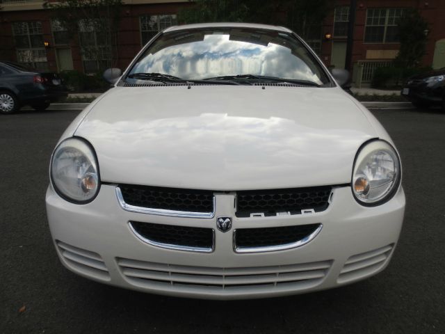 Dodge Neon 2005 photo 2