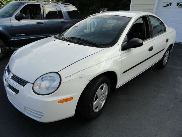 Dodge Neon 2005 photo 2