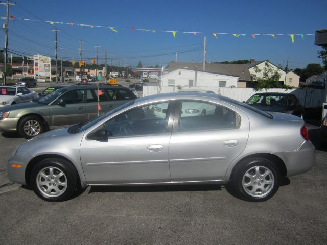 Dodge Neon Unknown Sedan