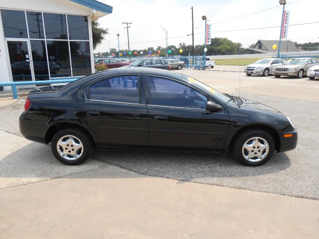 Dodge Neon Unknown Sedan