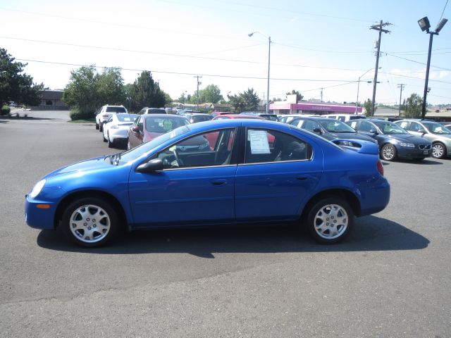 Dodge Neon 2005 photo 2