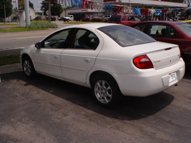 Dodge Neon 2005 photo 2